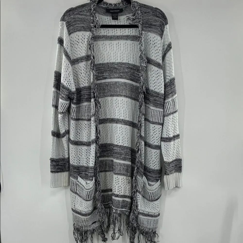 3For$20 Ashley Stewart Charcoal and Ivory Striped Cardigan size 22/24